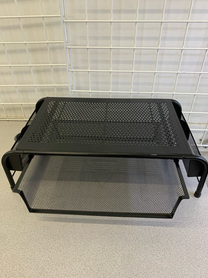 BLACK METAL COMPUTER RISER.