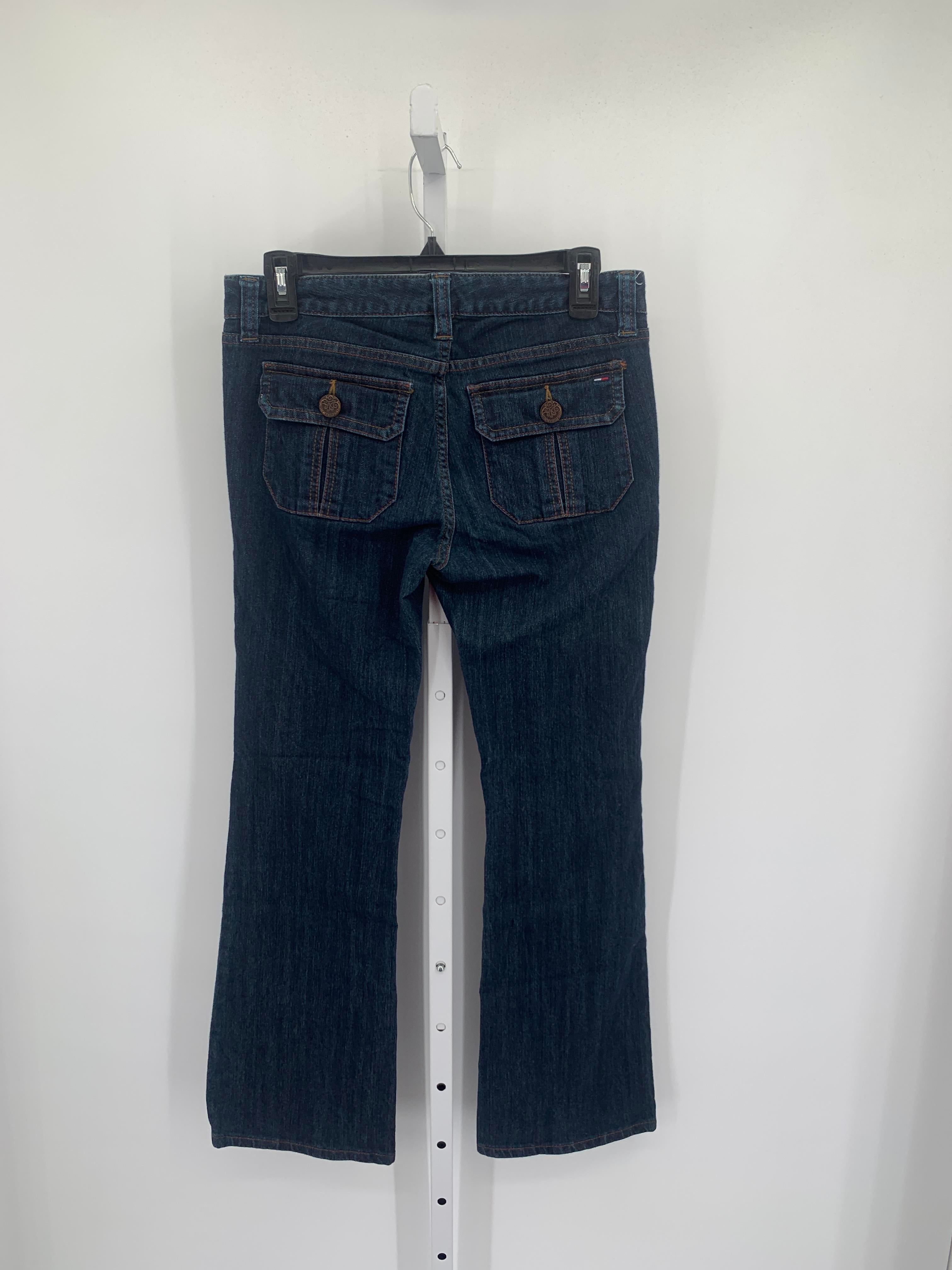 Tommy Hilfiger Size 2 Short Misses Jeans