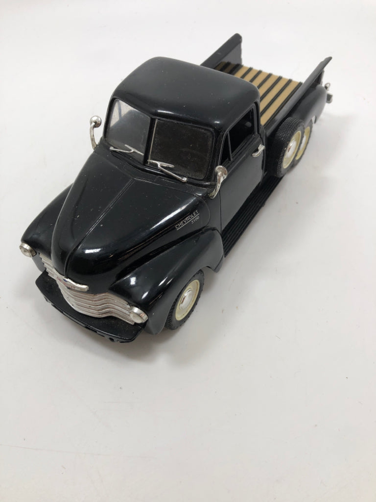 CHEVY SCALE MODEL TRUCK