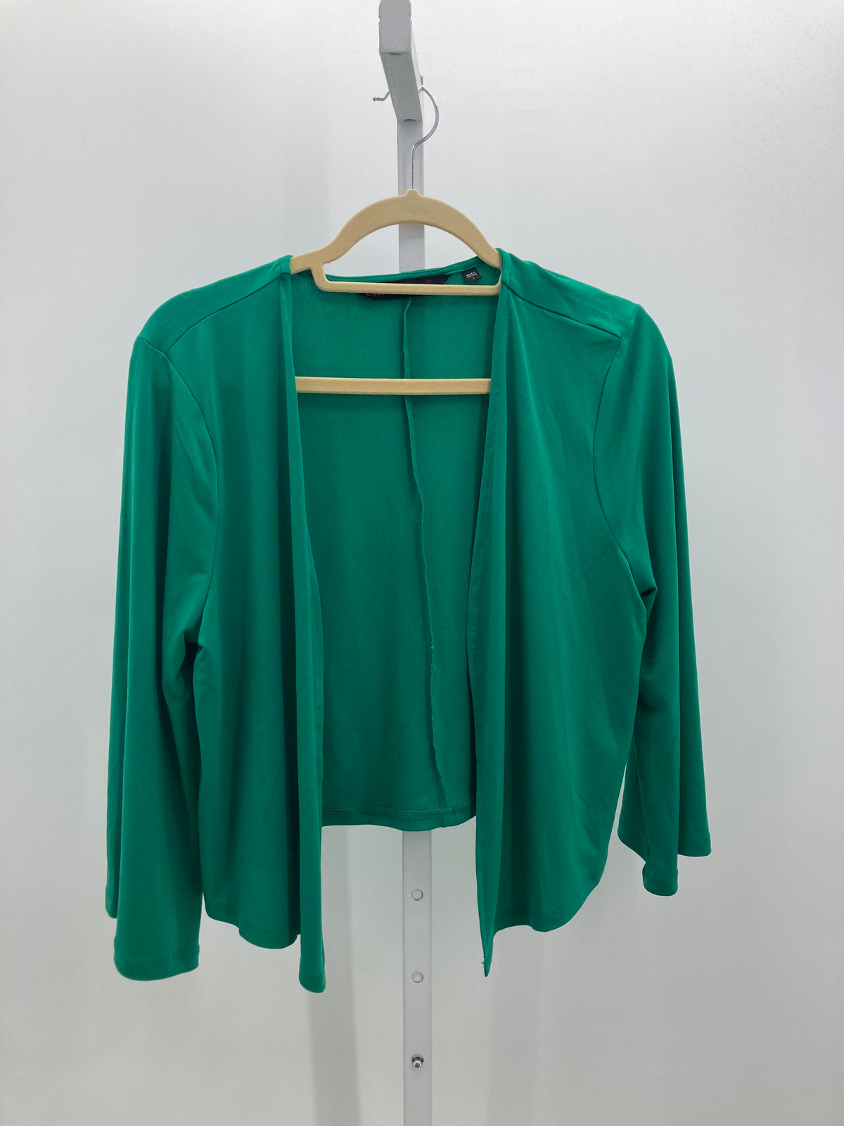 Size Large Misses 3/4 Sleeve Shirt