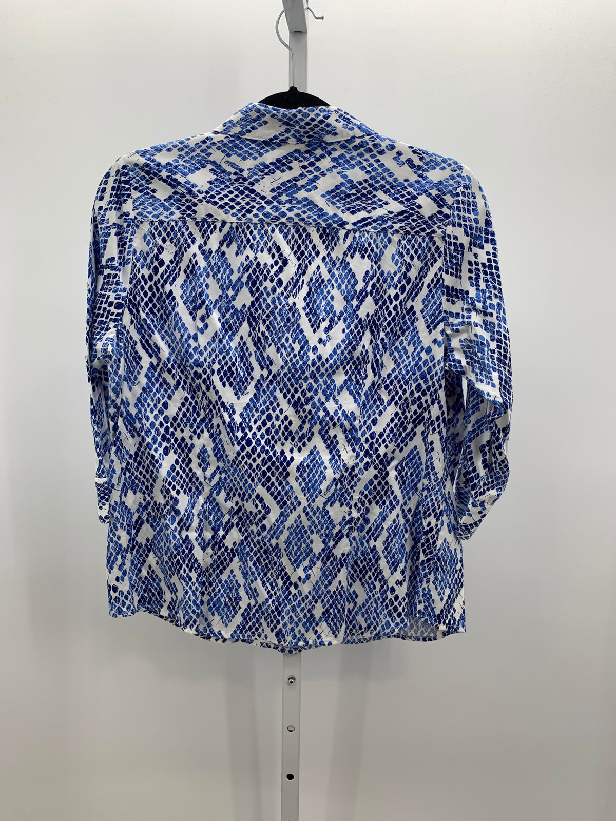 212 Collection Size Medium Misses 3/4 Sleeve Shirt