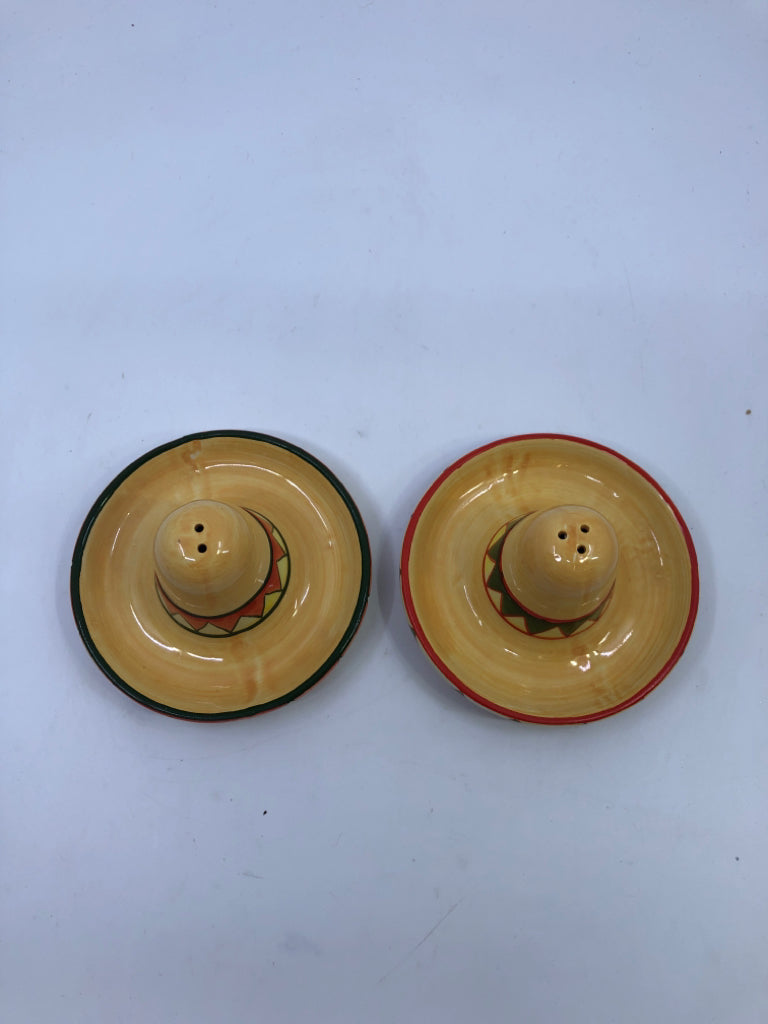 CERAMIC SOMBRERO S/P SHAKERS.