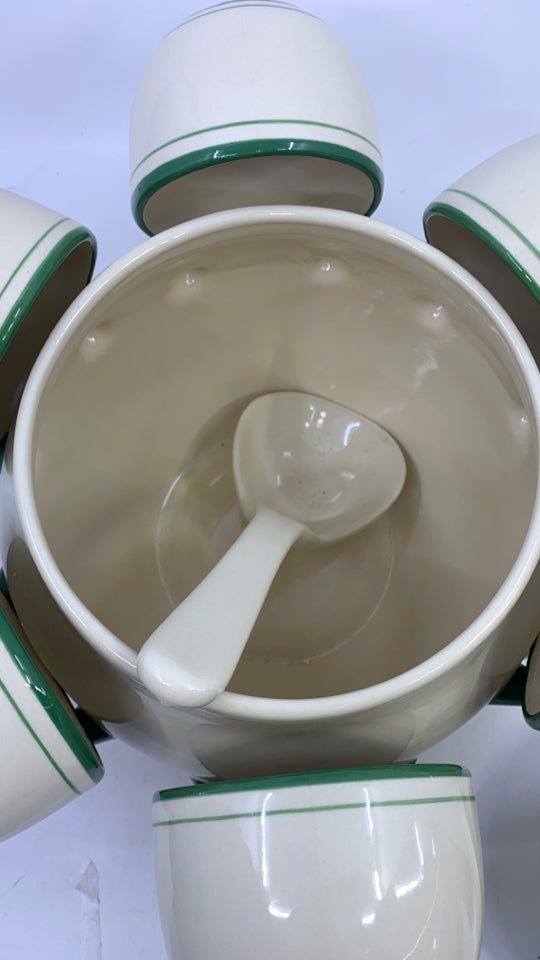 ROOSTER SOUP TUREEN W CUPS.