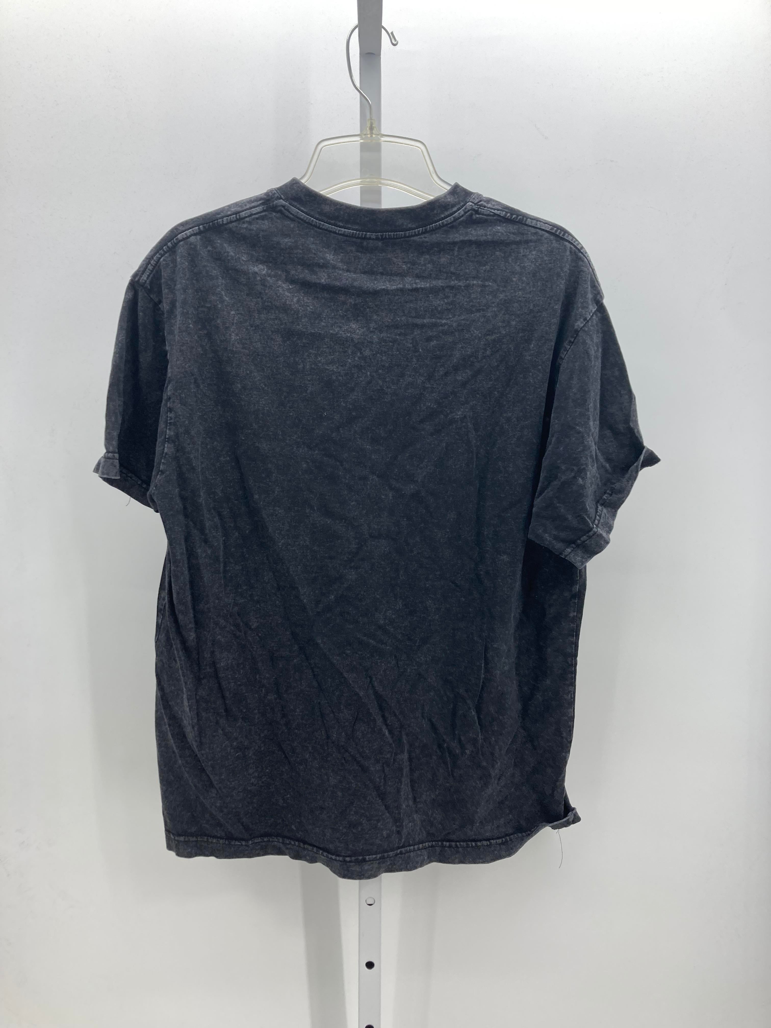 KNIT TEE.