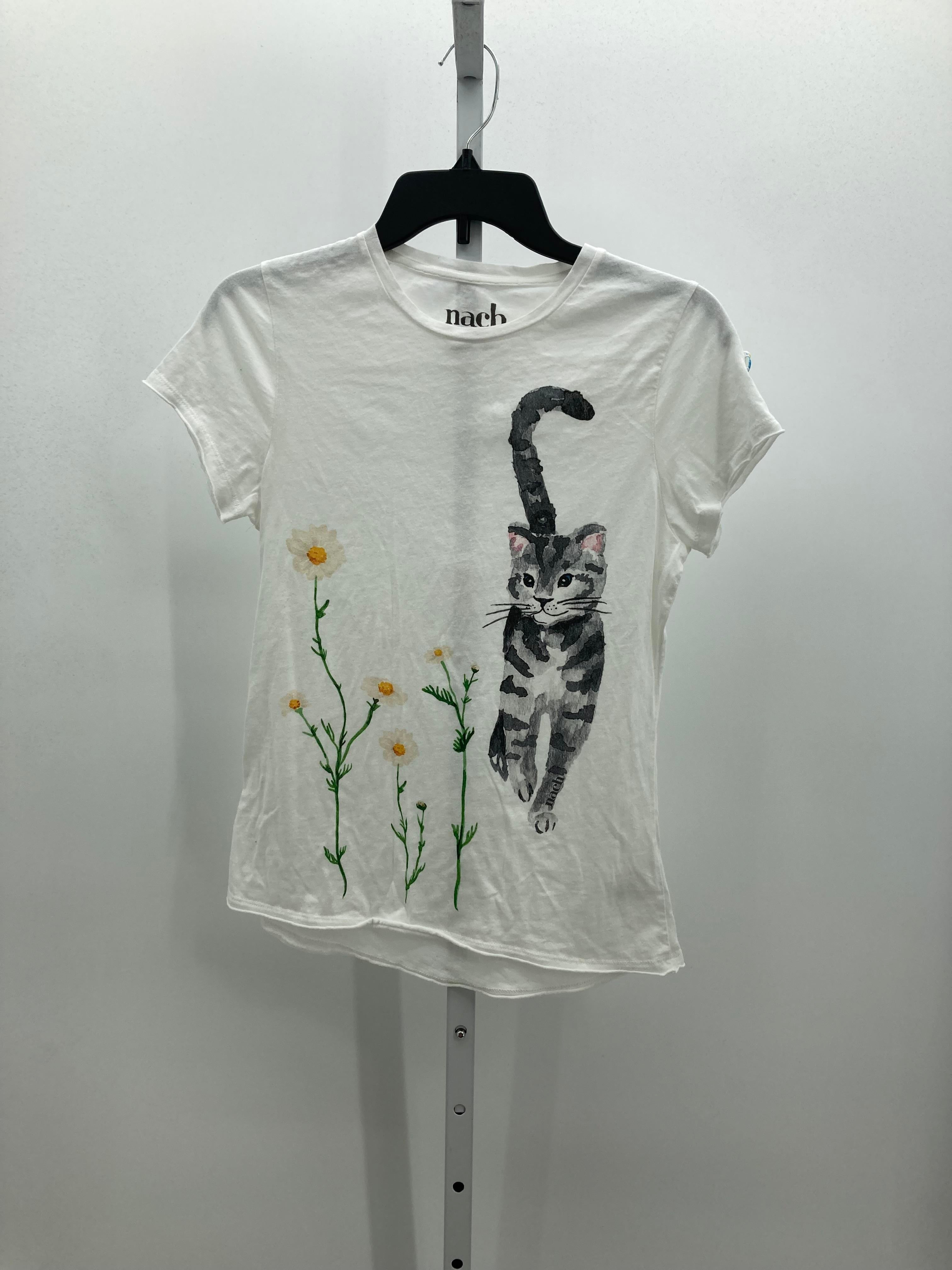 Size Small Juniors Short Sleeve Shirt