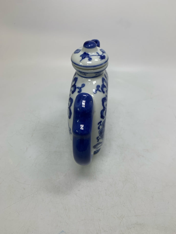 BLUE/WHITE DONUT HOLE NARROW TEAPOT.
