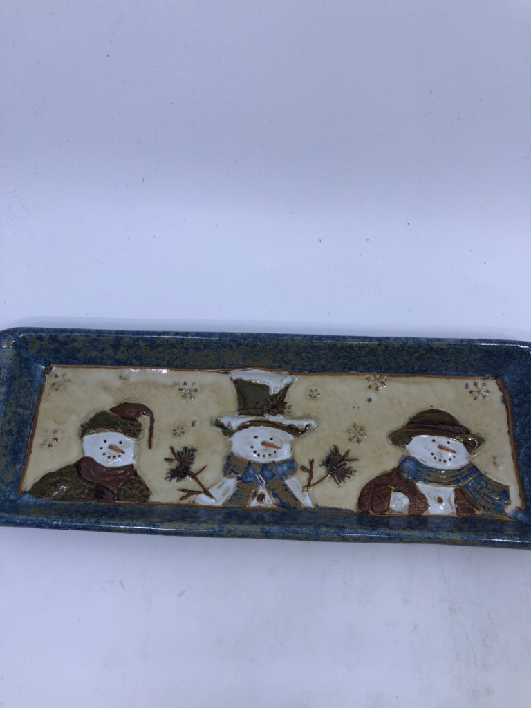POTTERY SNOWMAN RECTANGLE TRAY W HANDLES.