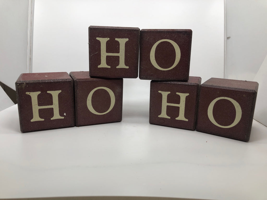 HO HO HO GLITTER RED BLOCK DECOR.