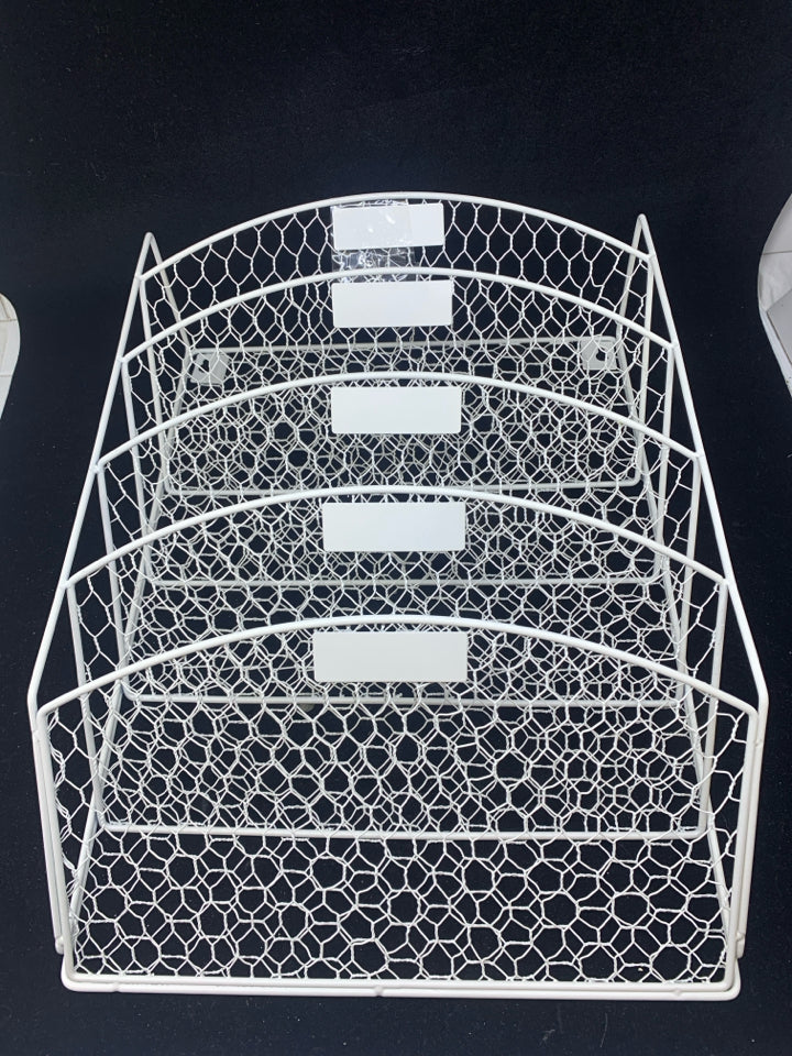 WHITE CHICKEN WIRE 5 SLOT MAIL FILE.
