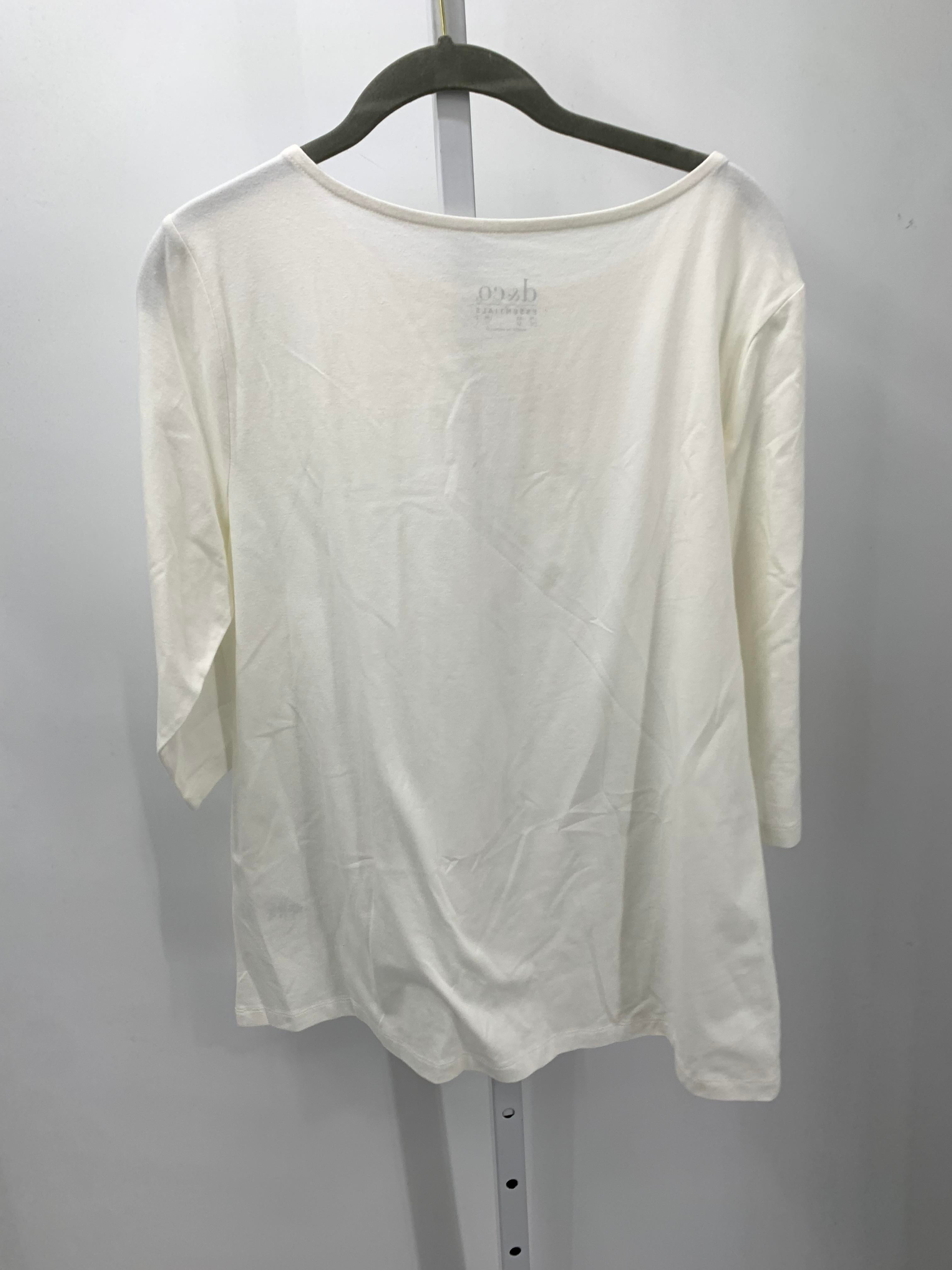 d & co. Size Medium Misses 3/4 Sleeve Shirt