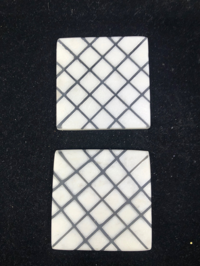 2 WHITE TILE COASTERS.