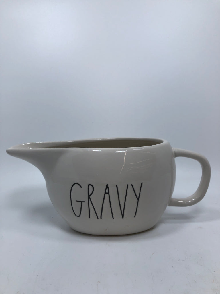 RAE DUNN GRAVY BOAT.