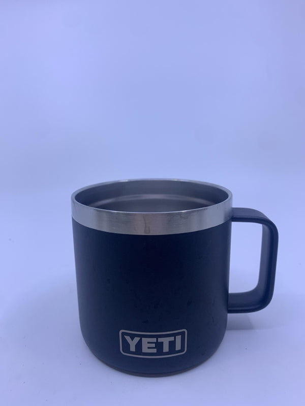 BLACK YETI MUG.