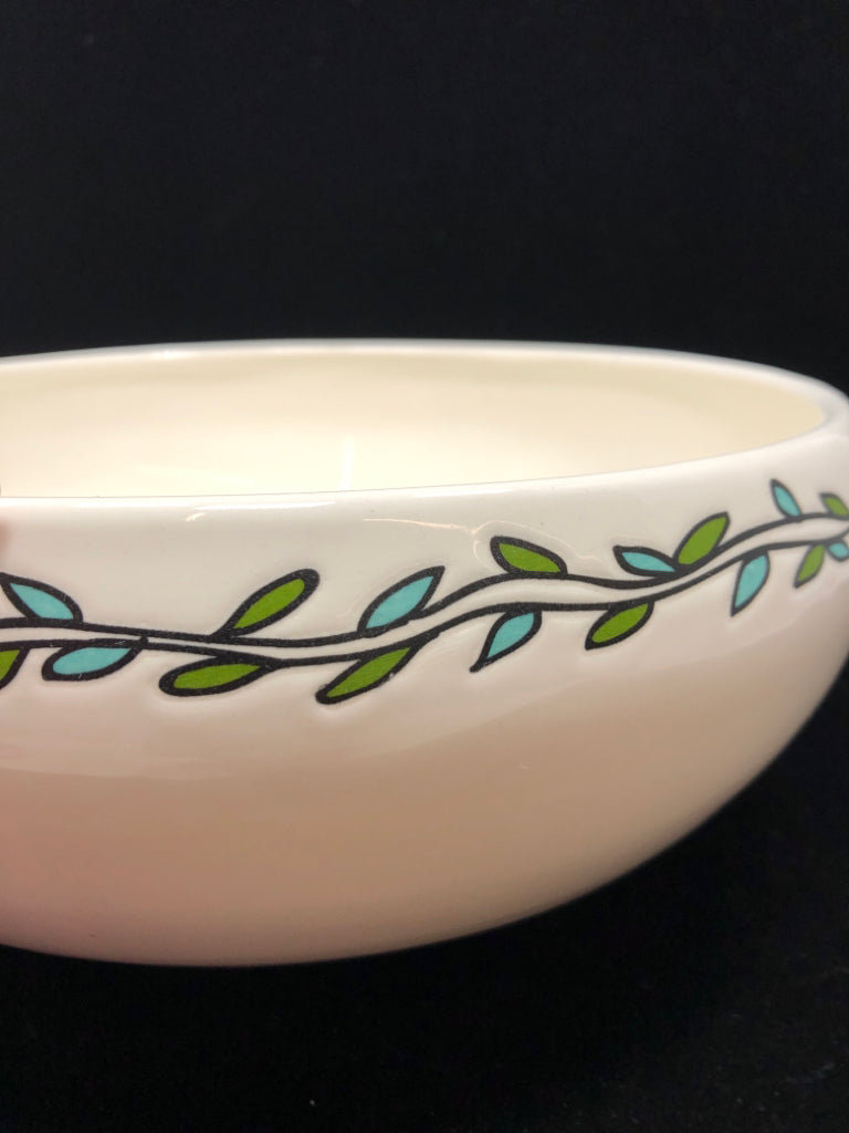 CERAMIC BOWL W/BLUE GREEN LEAF PAINTED RIM.