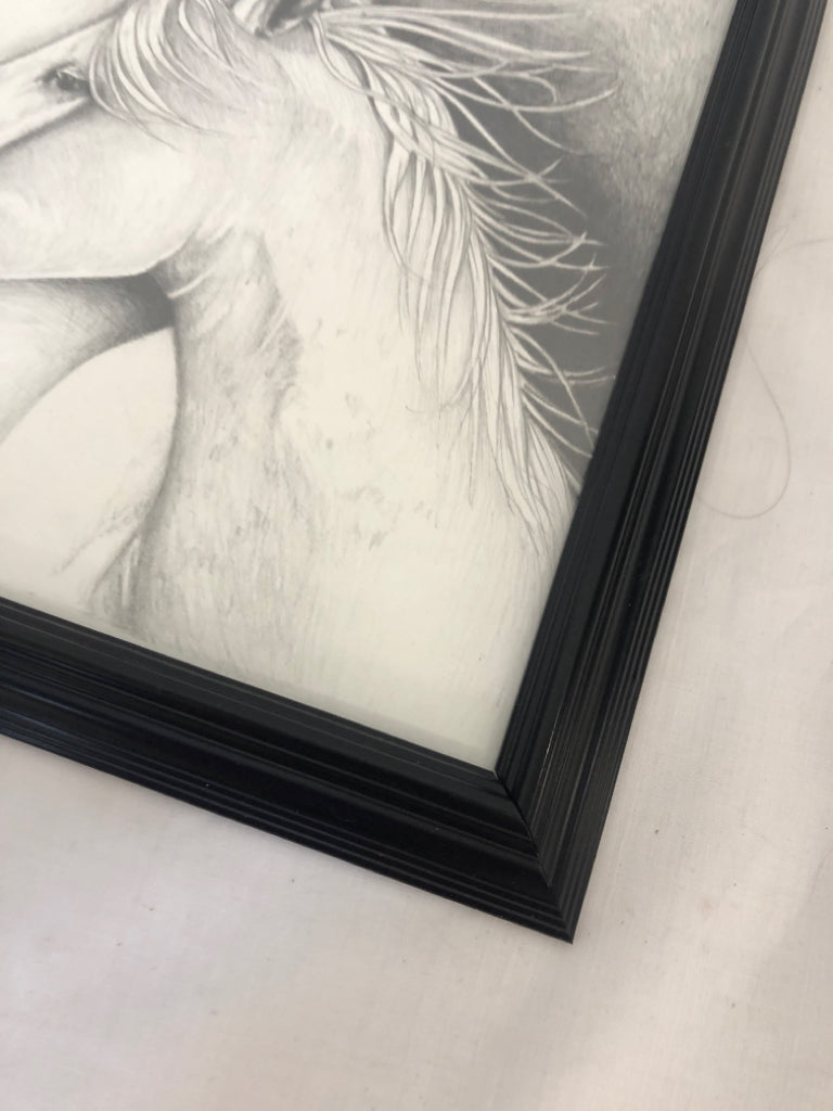 HORSE DRAWING IN BLACK FRAME WALL ART.