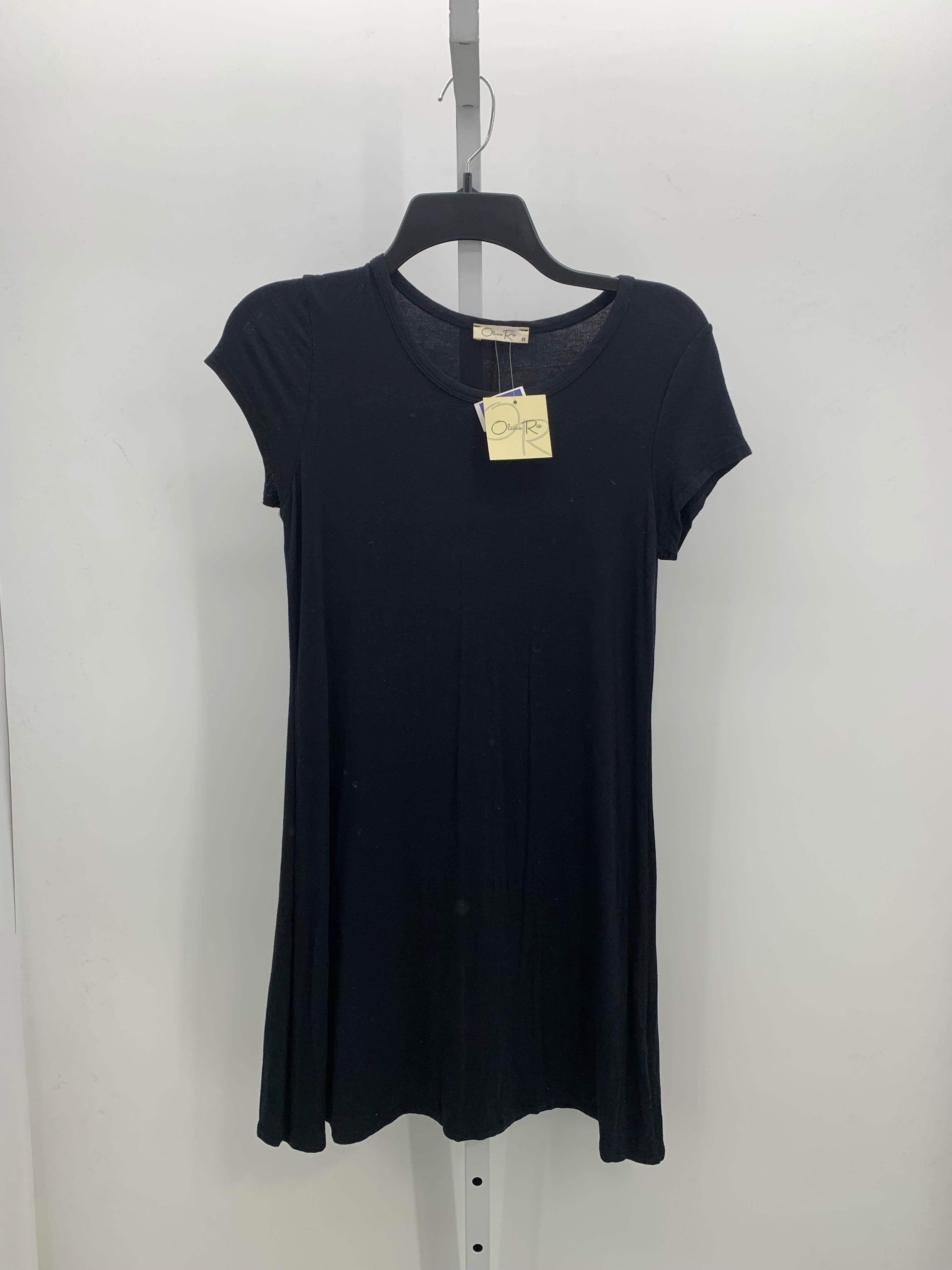Olivia Rae Size Small Juniors Short Sleeve Dress