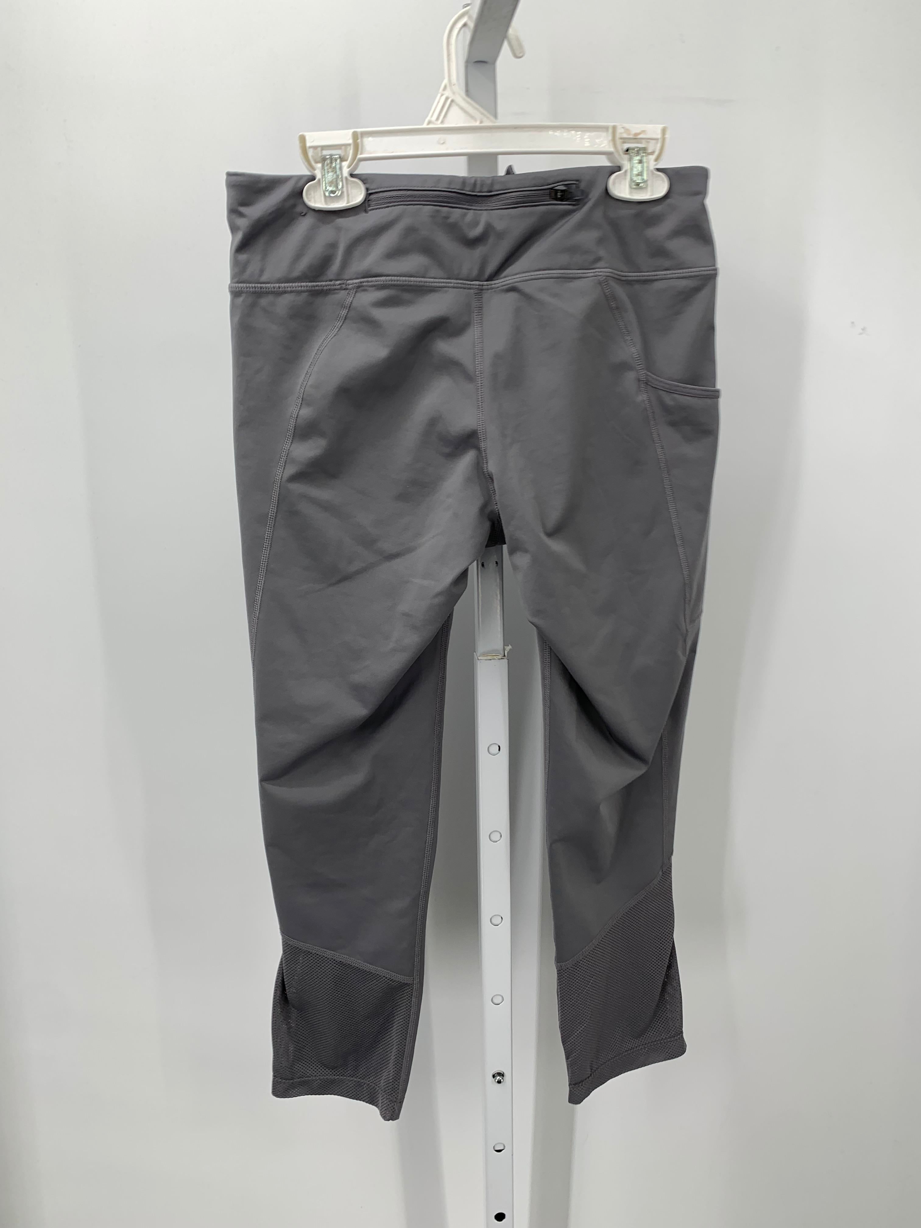 Nike Size Small Misses Leggings