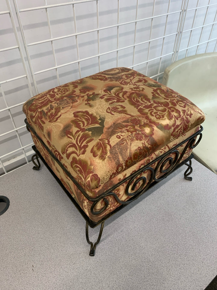 FOOT REST W/ STORAGE FLORAL DESIGN.