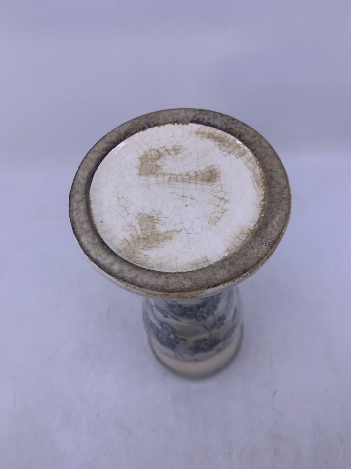 CERAMIC WHITE/GREY CRACKLE W/ FLORAL PILLAR CANDLE HOLDER.