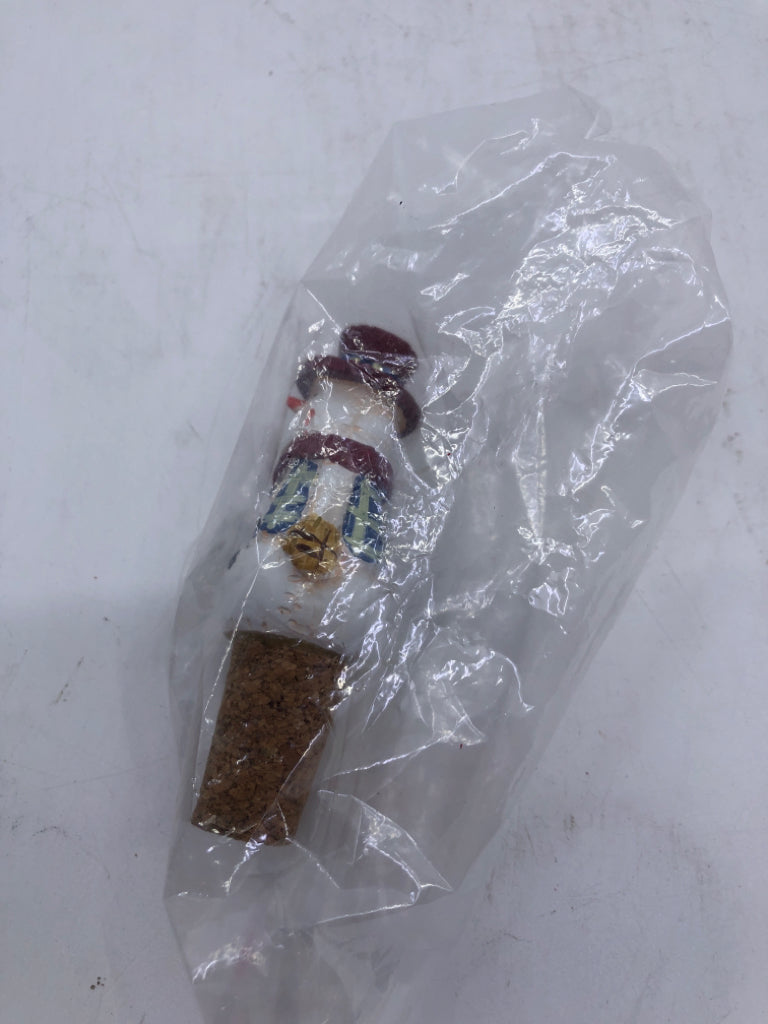 SNOWMAN CORK IN BAG.