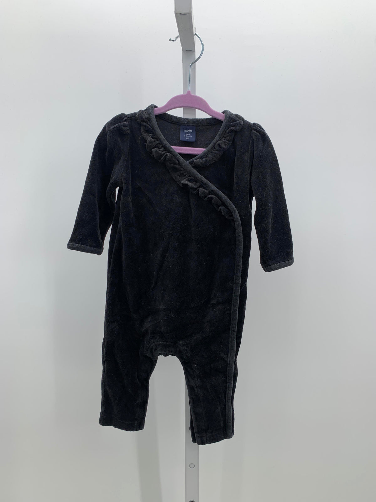 Baby Gap Size 6-12 mon Girls Long Slv. Romper