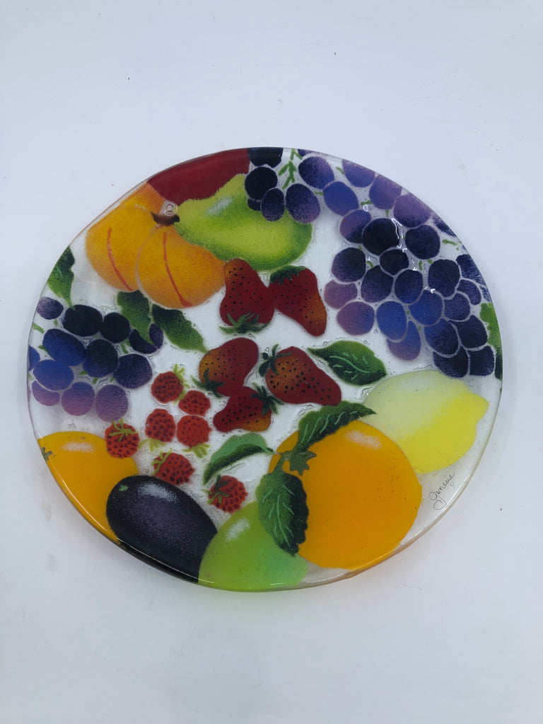 FUSED FLASS FRUIT DISH.