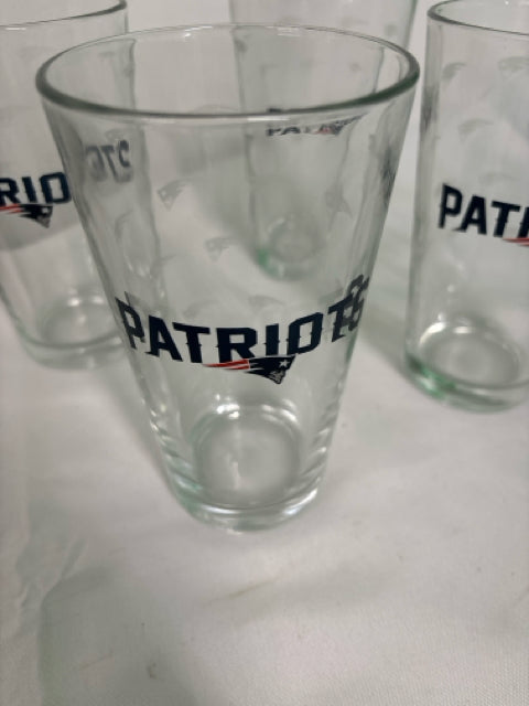 4 PATRIOTS PINT GLASSES