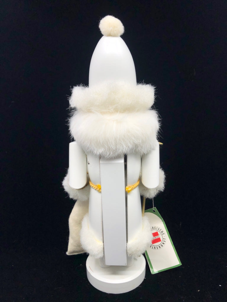 VINTAGE WHITE SNOW KING NUT CRACKER- GERMANY.