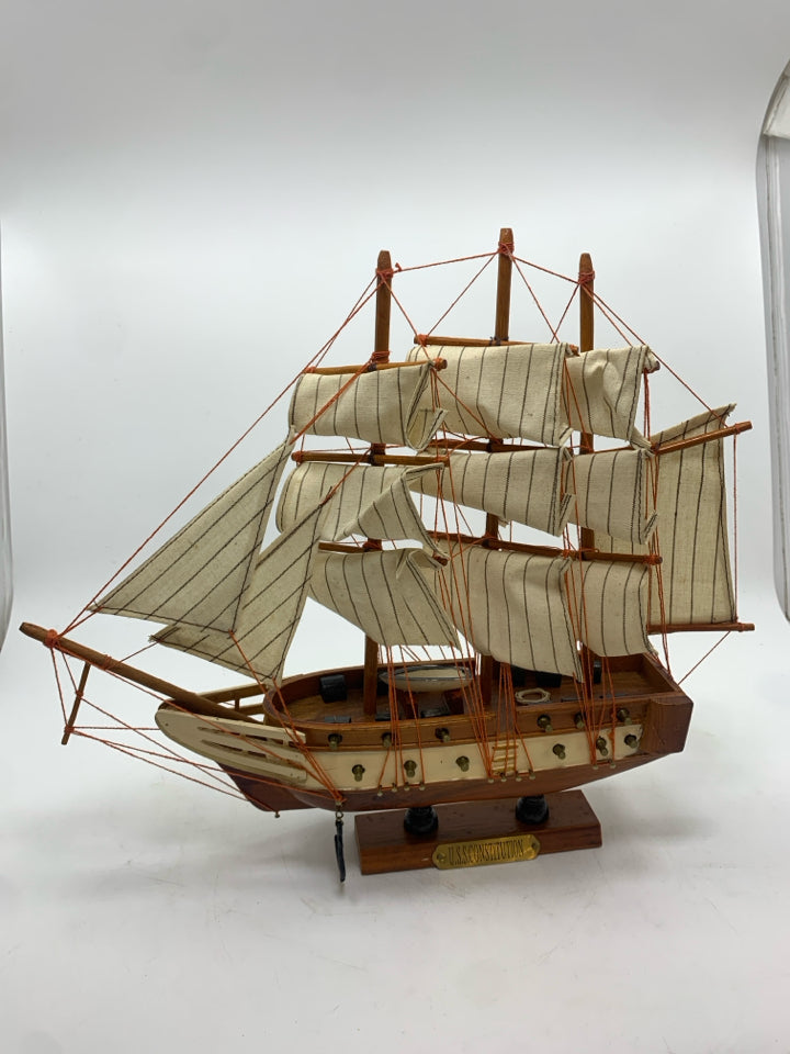 USS CONSTITUTION MODEL WOOD SHIP W/FABRIC SAILS.