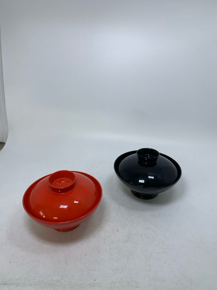 4PC SVC 2 BLACK RED LIDDED BOWLS PLASTIC.