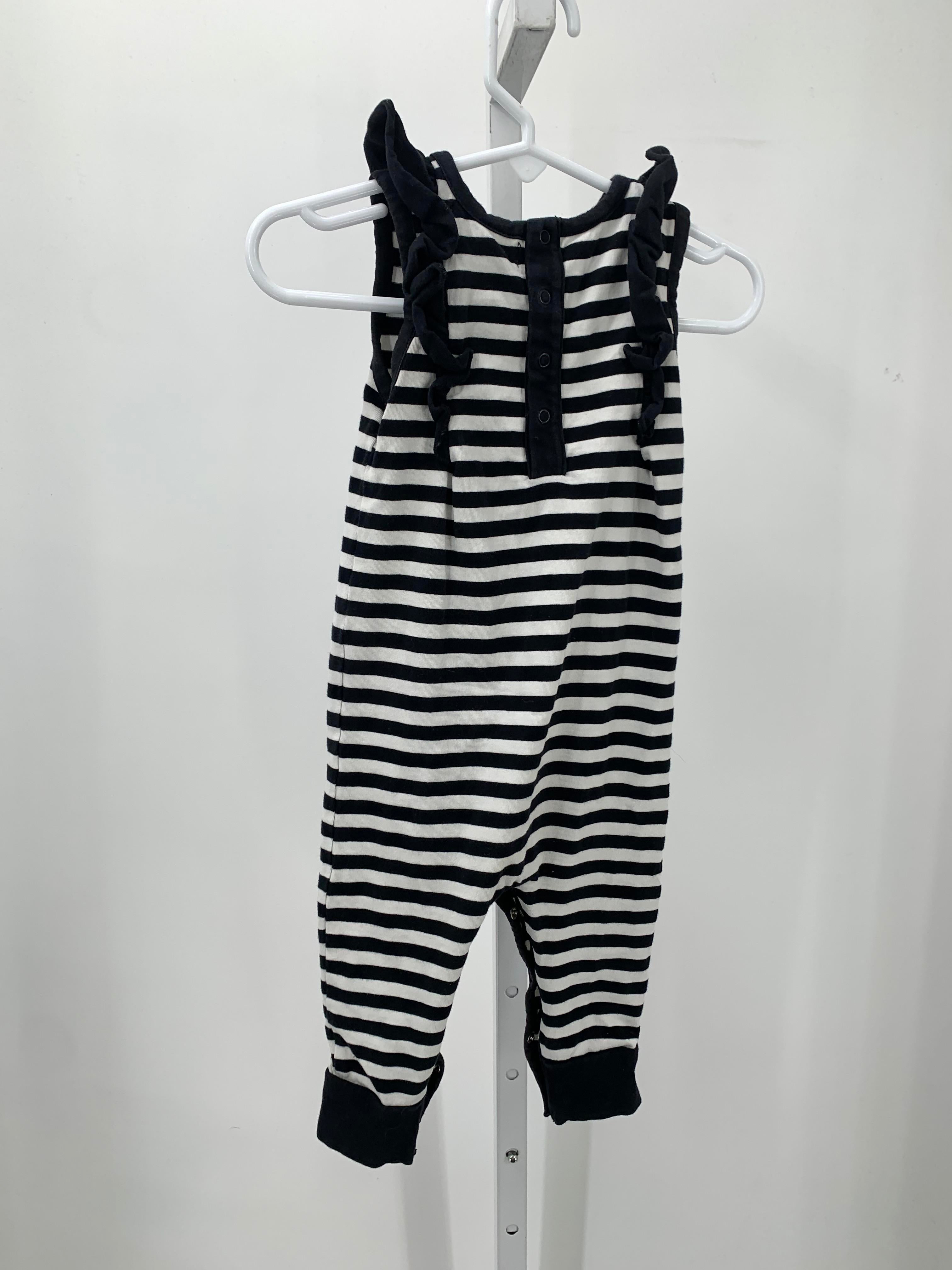 Size 9-12 months Girls Sleeveless Romper