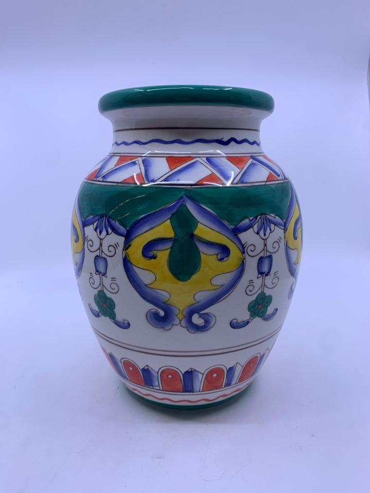 MULTICOLORED URN STYLE VASE.