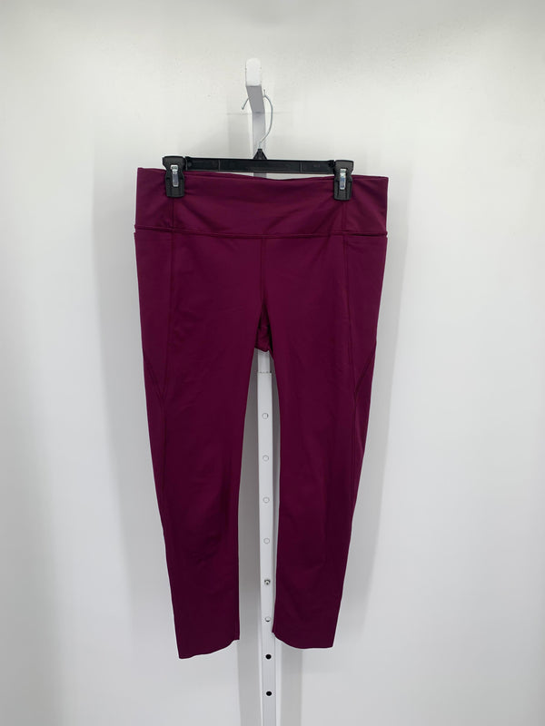 Athleta Size Medium Misses Leggings