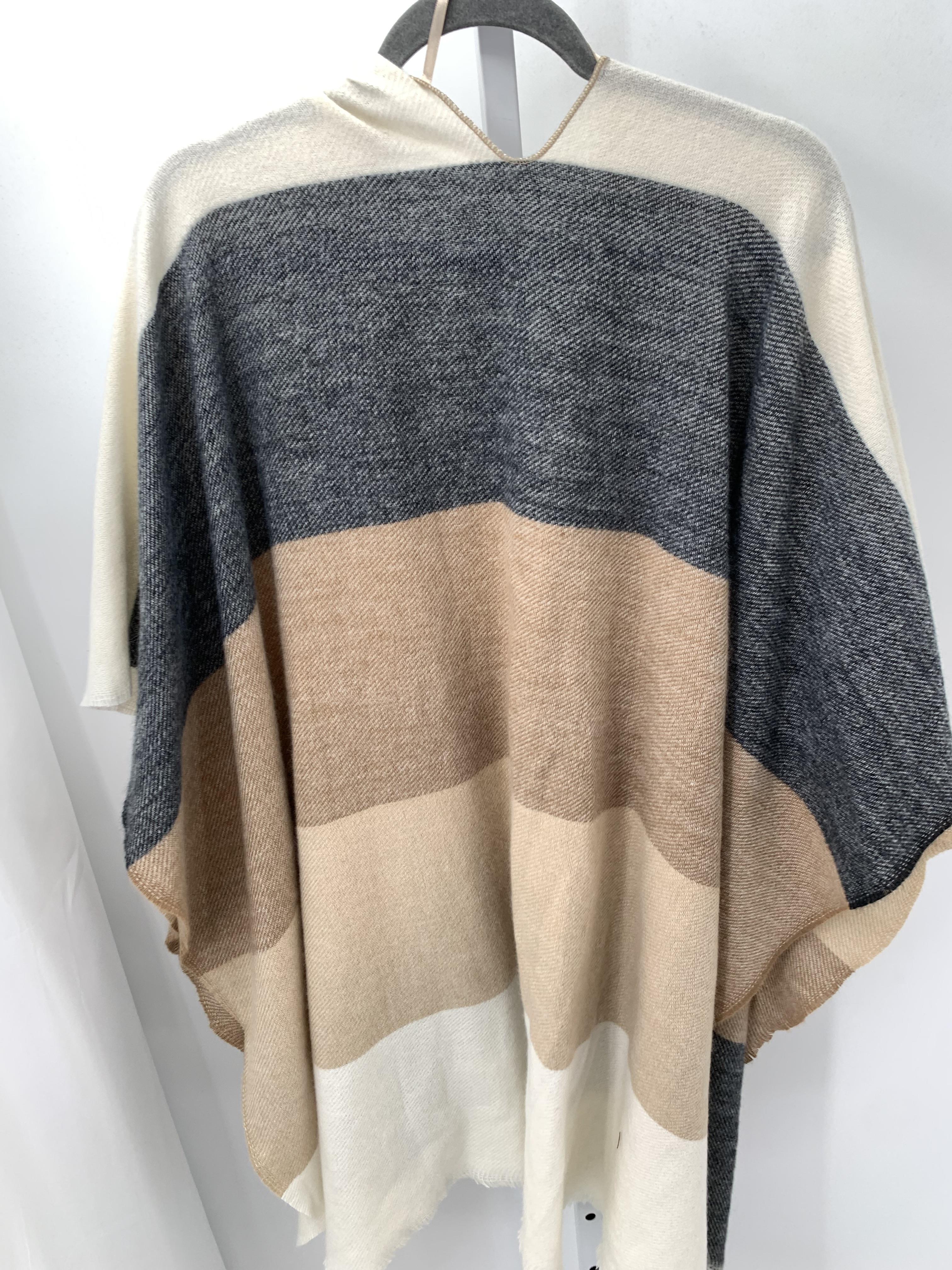 Old Navy Size Medium Misses Shawl