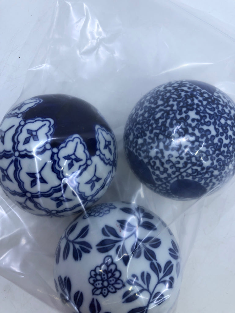 3 BLUE/WHITE FLORAL CENTERPIECE FILLER BALLS.