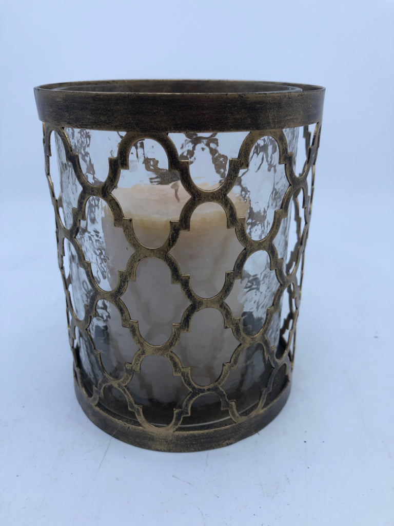 GOLD ACCENT CANDLE HOLDER W GLASS INSERT+ CANDLE.