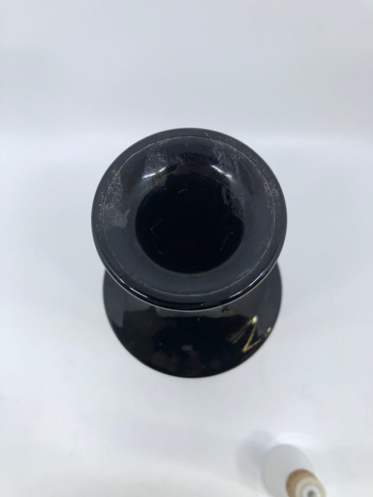 JIM BEAM ROYAL EMPEROR BLACK GLASS WHISKEY DECANTER.