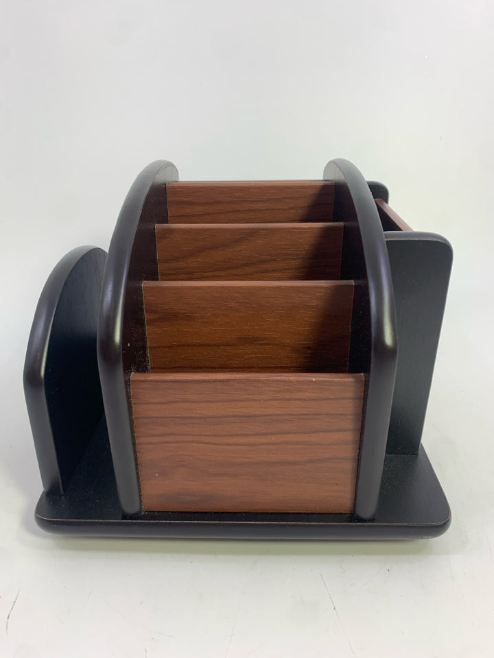 BLACK/WOOD ROTATING DESK ORGANIZER.