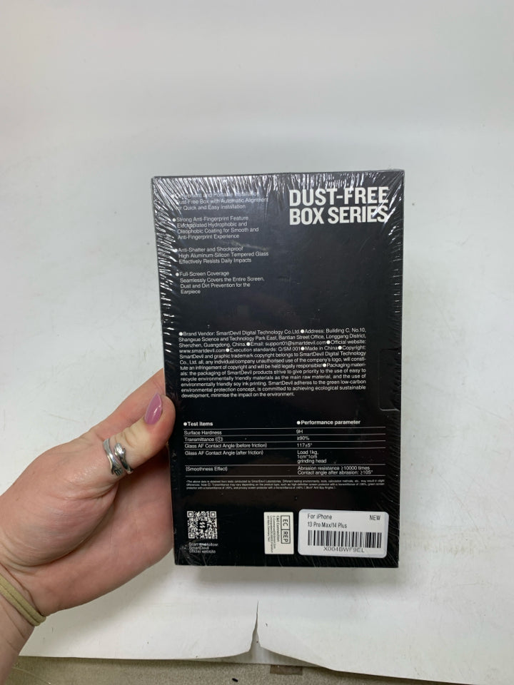 NIB SMART DEVIL DUST-FREE BOX SERIES SCREEN PROTECTOR.