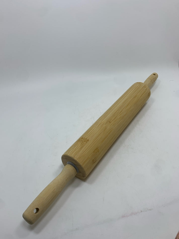 BAMBOO WOOD ROLLING PIN.