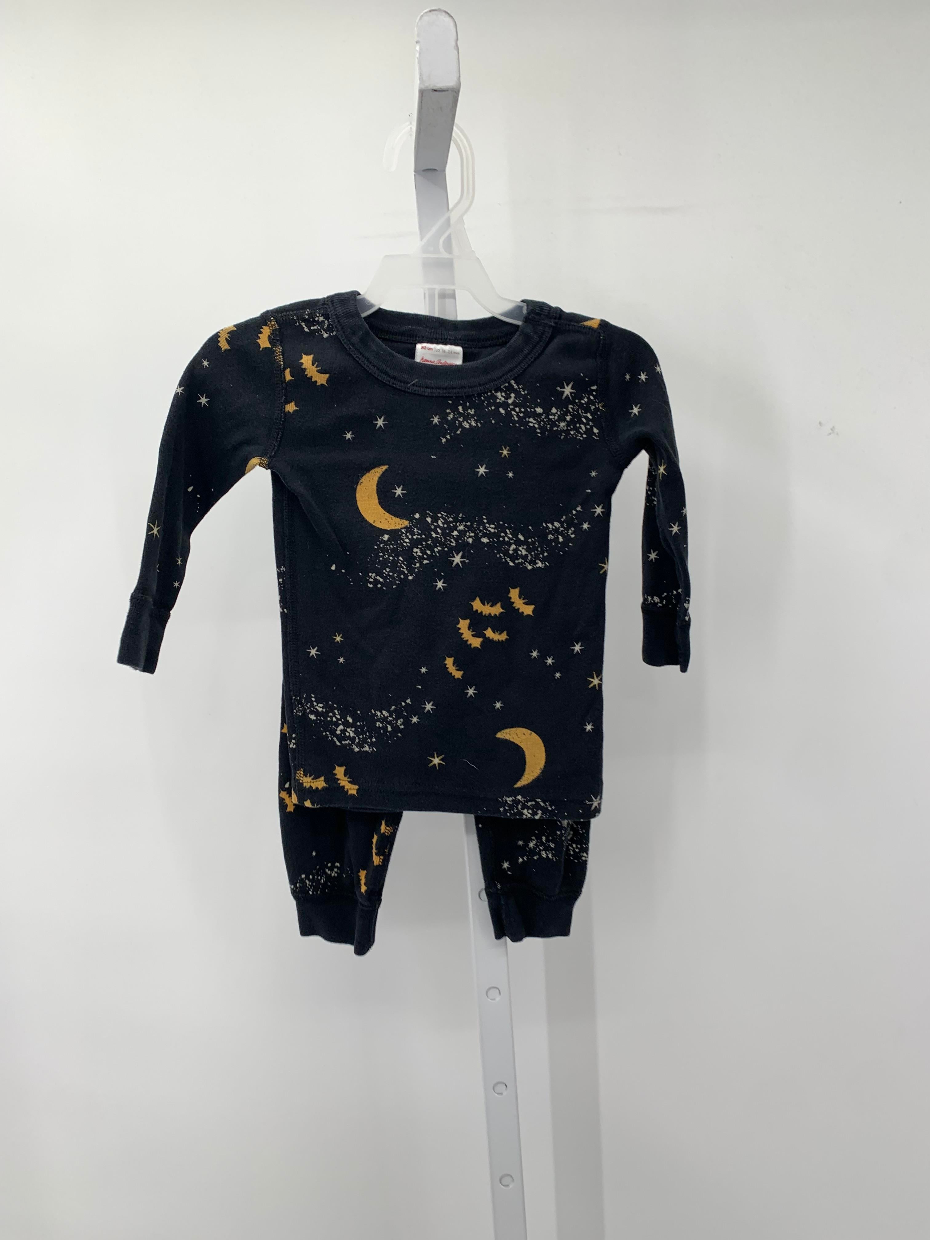 PAJAMAS BATS AND STARS.