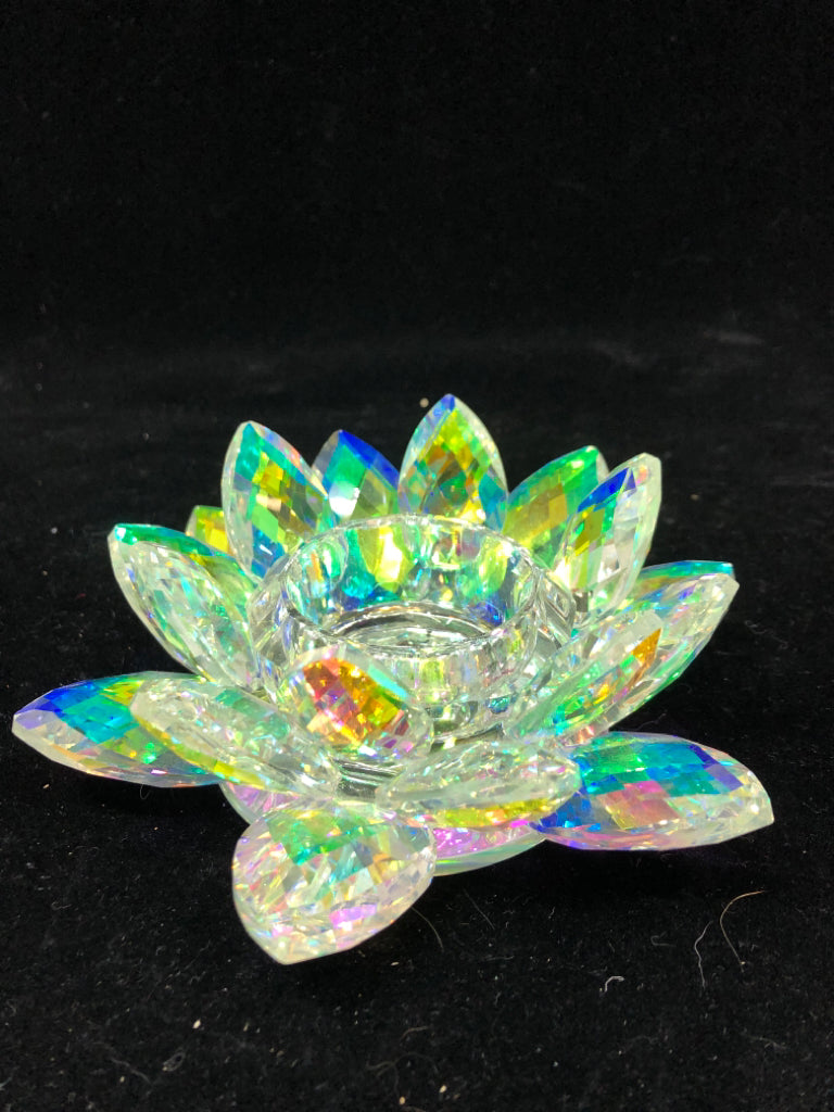 IRIDESCENT FLOWER GLASS CANDLE HOLDER.