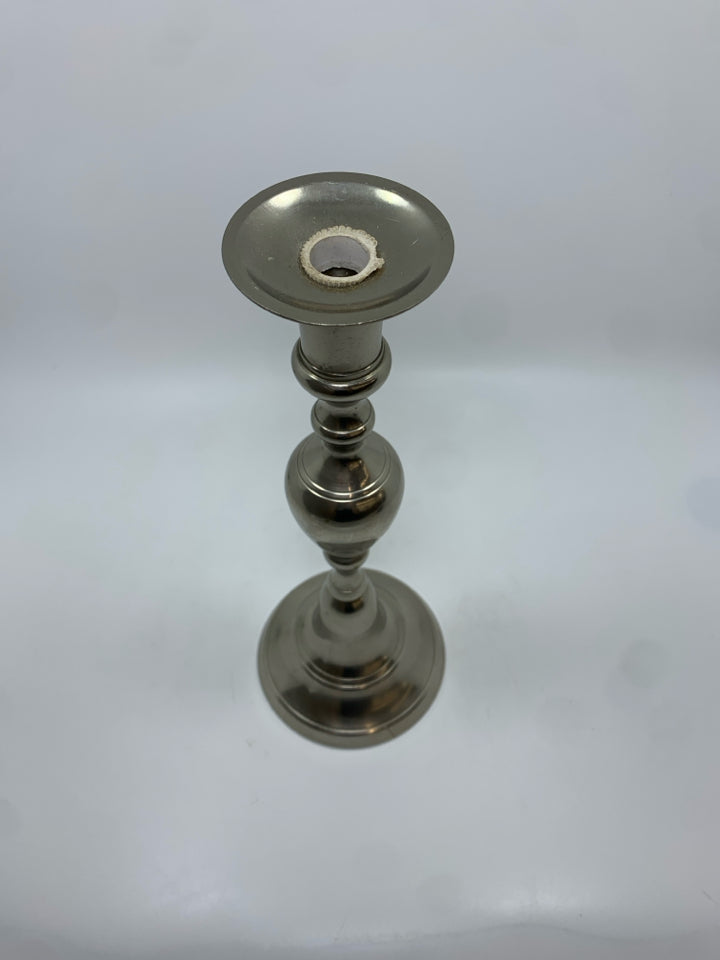 SILVER FINISH CANDLESTICK HOLDER.