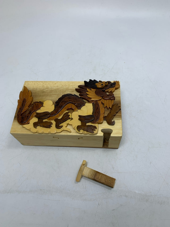 CARVER DAN'S PUZZLE TRINKET BOX HAND CARVED DRAGON.