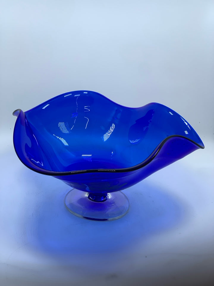 BLUE WAVY GLASS PEDESTAL BOWL.