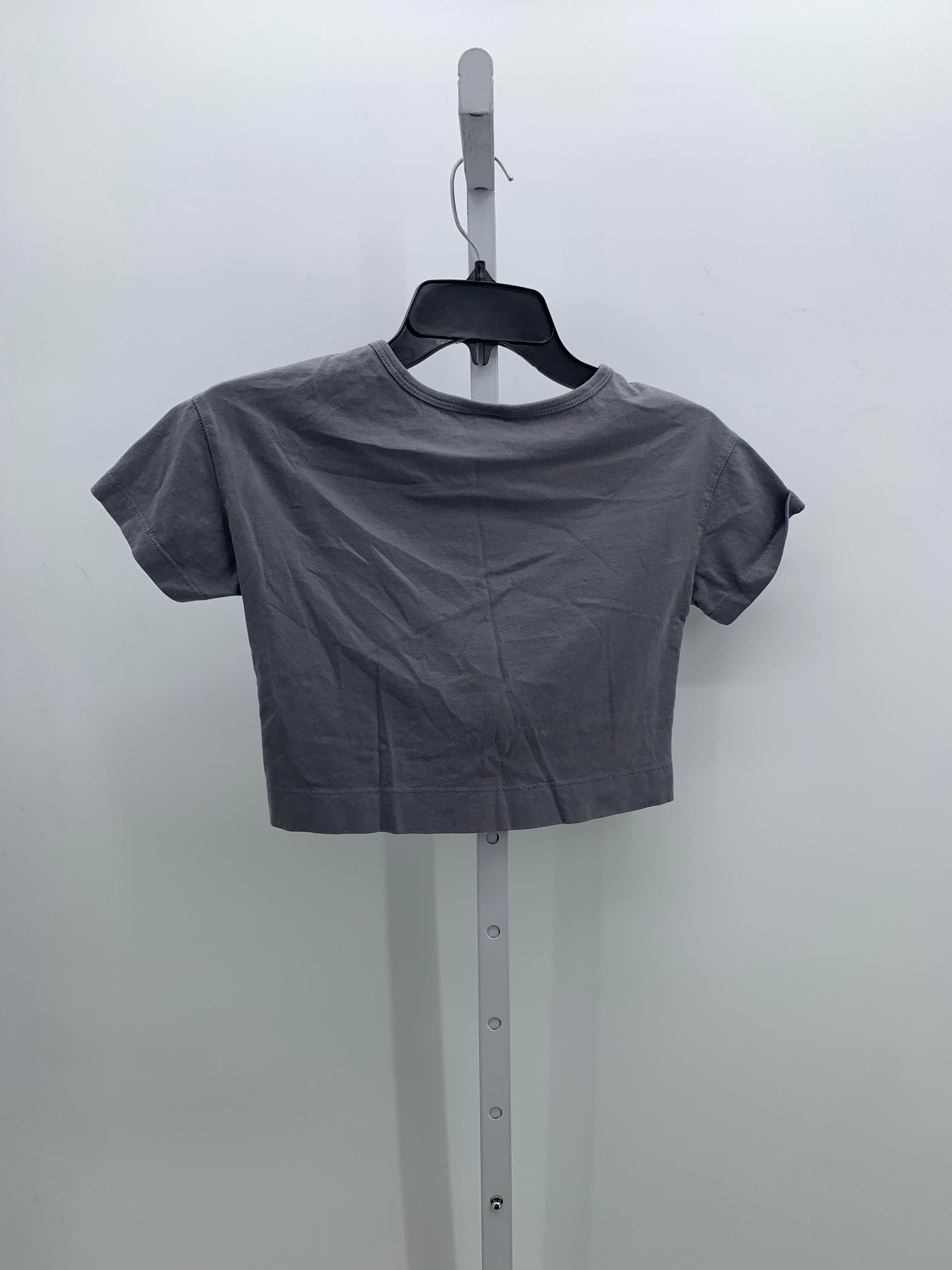 Old Navy Size 6-7 Girls Short Sleeve Shirt