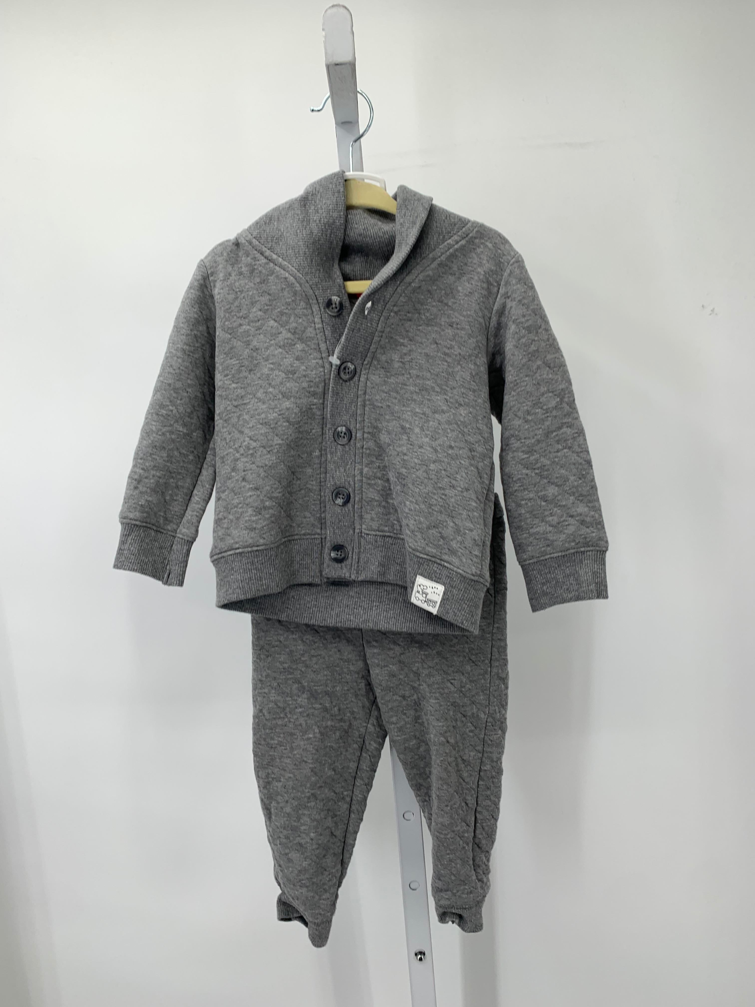 BTN DOWN SWEATER AND PANTS