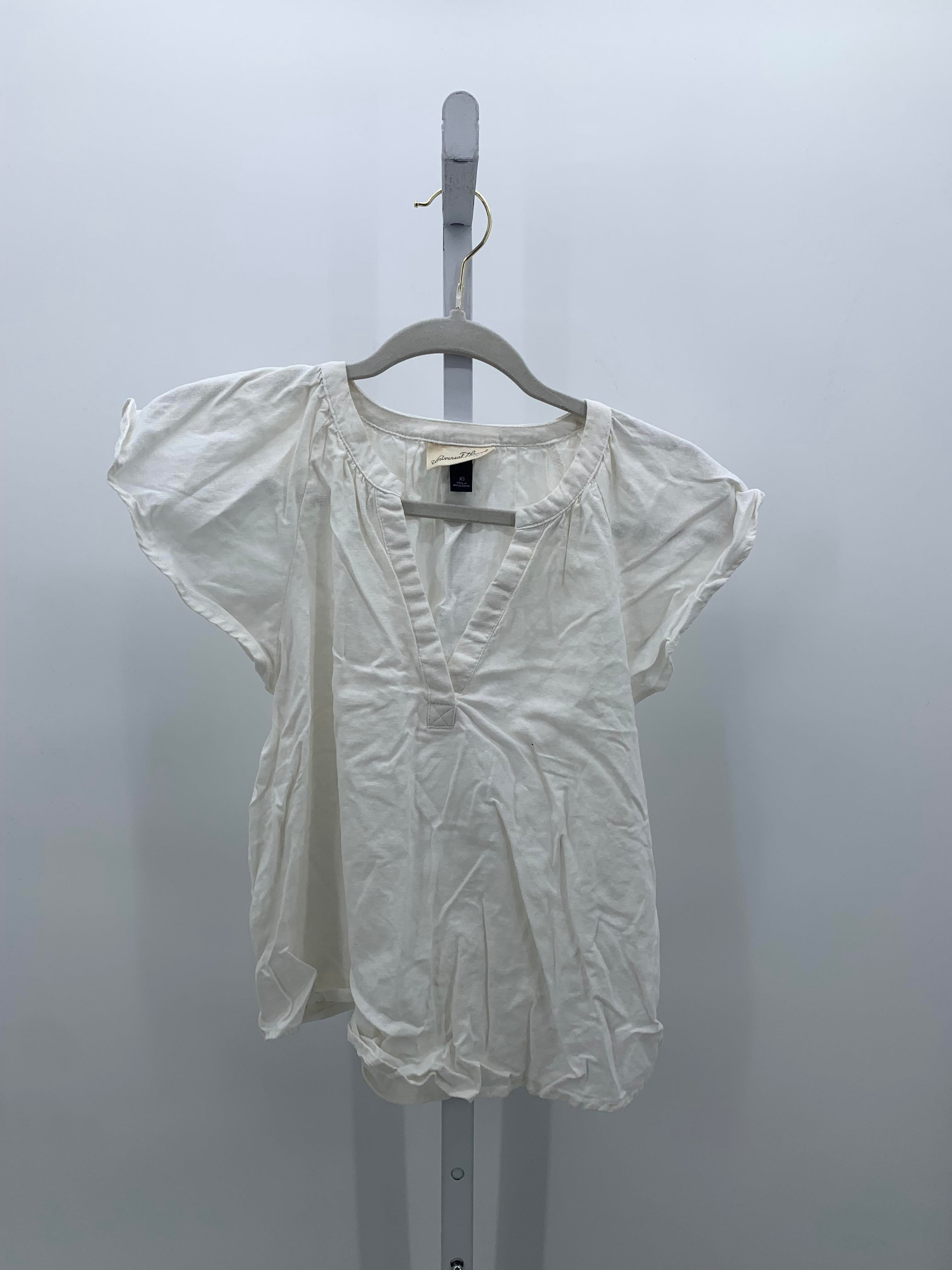 Universal Thread Size X Small Misses Short Sleeve Shirt
