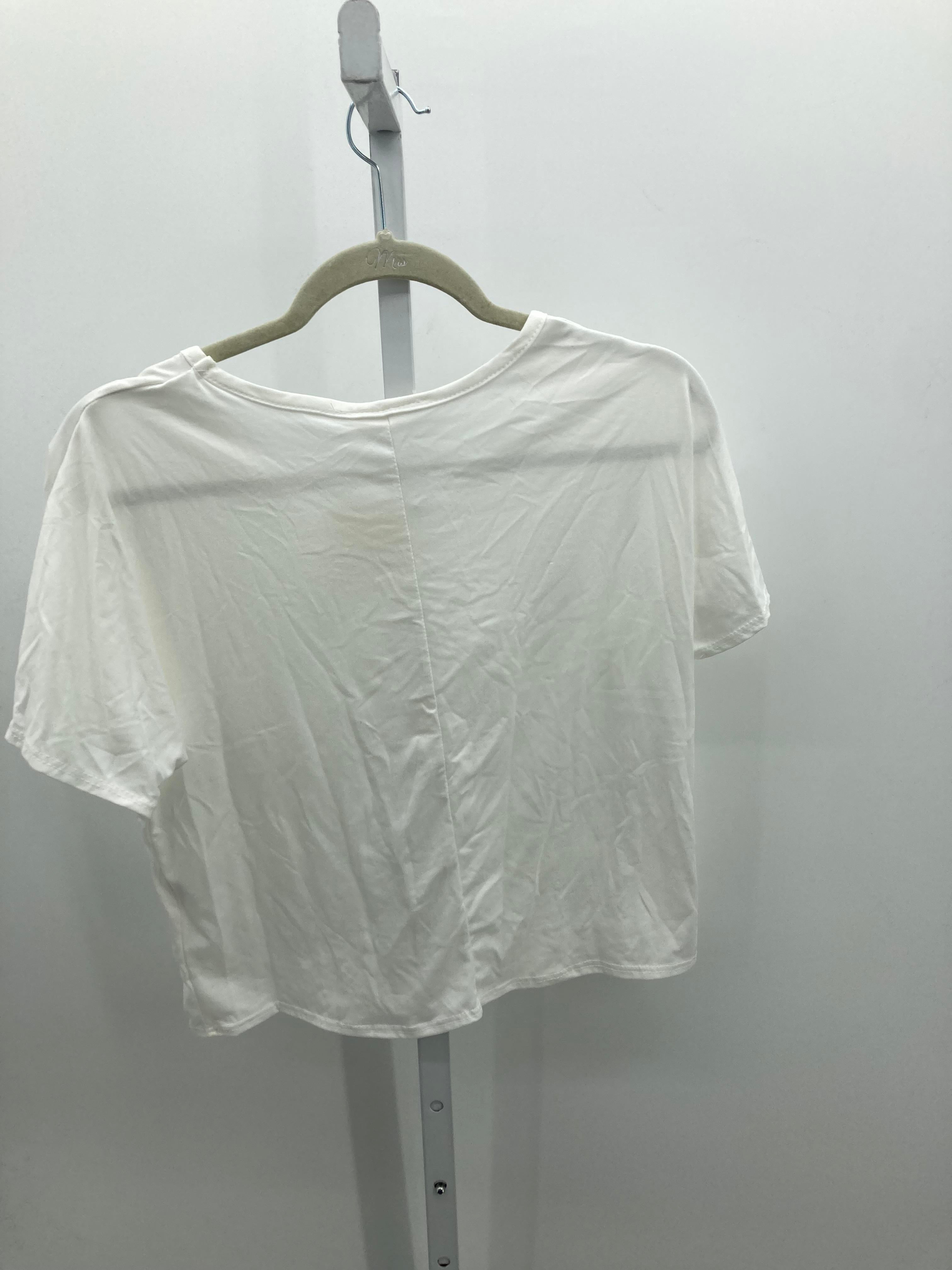 Olivia Rae Size Small Juniors Short Sleeve Shirt