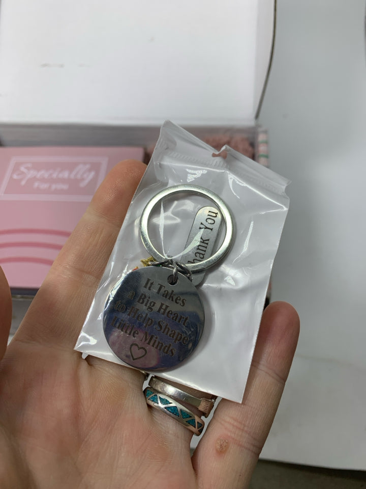 NIP BEST TEACHER EVER 6PC GIFT PACKAGE.